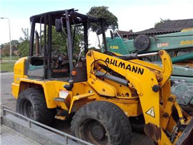 Ahlmann AZ 85 (For parts) - Ελαστιχοφόρος φορτωτής: φωτογραφία 1 Ahlmann AZ 85 (For parts) - Ελαστιχοφόρος φορτωτής: φωτογραφία 1
