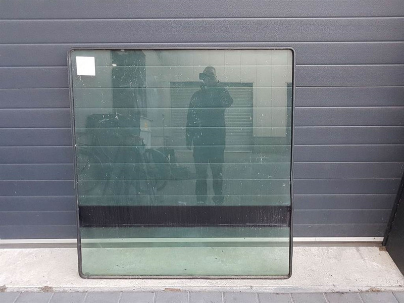 Ahlmann AZ210E-23103164-Window/Scheibe/Ruit - Καμπίνα και εσωτερικό για Κατασκευή μηχανήματα: φωτογραφία 1 Ahlmann AZ210E-23103164-Window/Scheibe/Ruit - Καμπίνα και εσωτερικό για Κατασκευή μηχανήματα: φωτογραφία 1