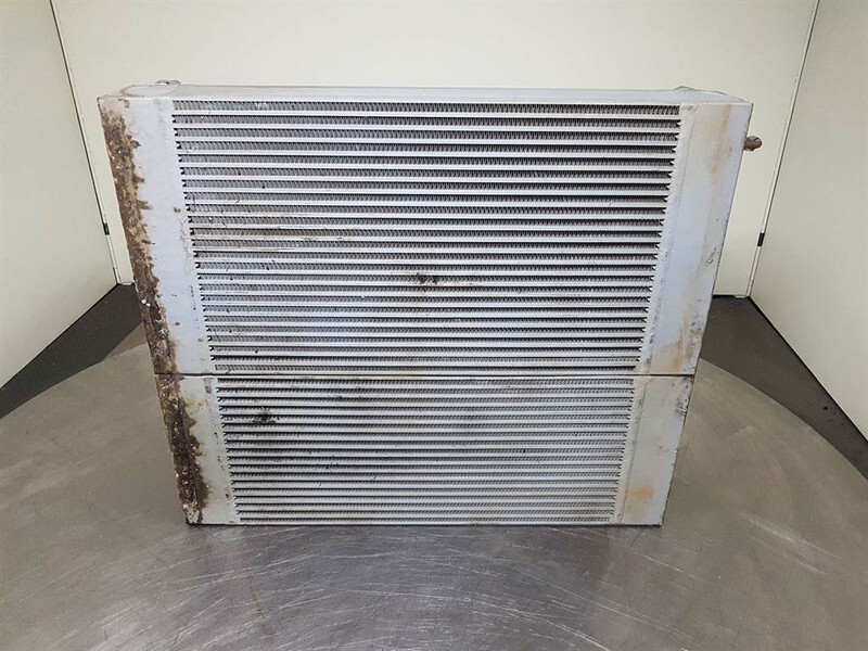 Ahlmann AZ210E-23123600 / 23123599-Cooler/Kühler/Koeler - Κινητήρας για Κατασκευή μηχανήματα: φωτογραφία 4 Ahlmann AZ210E-23123600 / 23123599-Cooler/Kühler/Koeler - Κινητήρας για Κατασκευή μηχανήματα: φωτογραφία 4