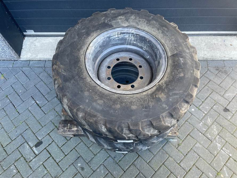 Ahlmann AZ85-Dunlop 405/70R20 (16/70R20)-Tire/Reifen/Band - Ελαστικά και ζάντες για Κατασκευή μηχανήματα: φωτογραφία 4 Ahlmann AZ85-Dunlop 405/70R20 (16/70R20)-Tire/Reifen/Band - Ελαστικά και ζάντες για Κατασκευή μηχανήματα: φωτογραφία 4