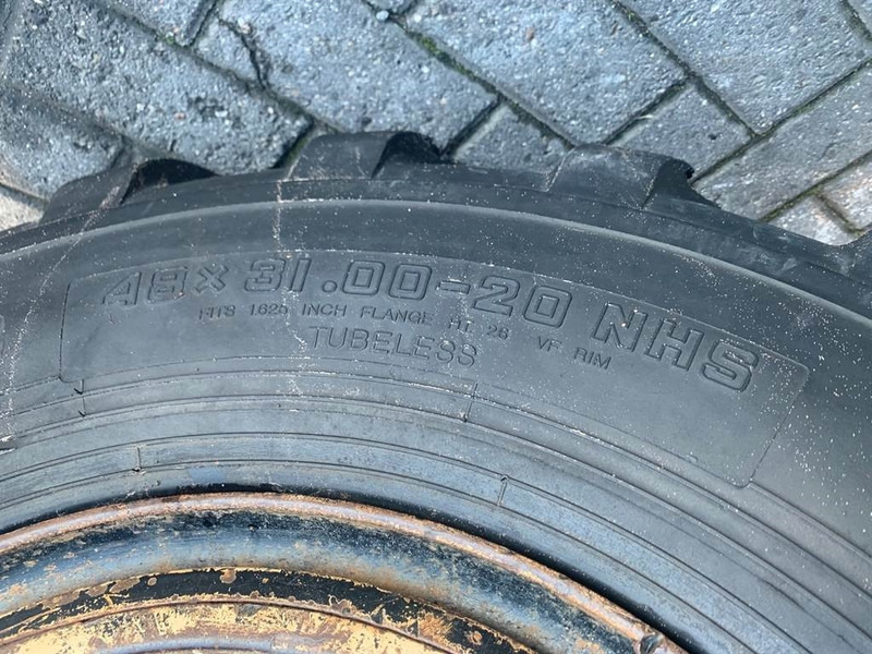 Alliance 48x31.00-20 NHS - Flotation 331 - Tire/Reifen/Band - Ελαστικά και ζάντες για Κατασκευή μηχανήματα: φωτογραφία 4 Alliance 48x31.00-20 NHS - Flotation 331 - Tire/Reifen/Band - Ελαστικά και ζάντες για Κατασκευή μηχανήματα: φωτογραφία 4