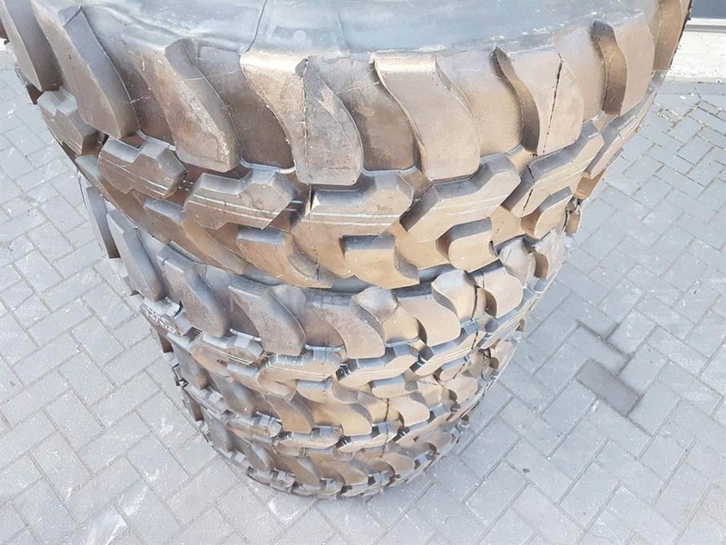 DUNLOP mitas covers -405/70-R18 (15.5/70-R18)-Tire/Reifen - Ελαστικά και ζάντες για Κατασκευή μηχανήματα: φωτογραφία 3 DUNLOP mitas covers -405/70-R18 (15.5/70-R18)-Tire/Reifen - Ελαστικά και ζάντες για Κατασκευή μηχανήματα: φωτογραφία 3