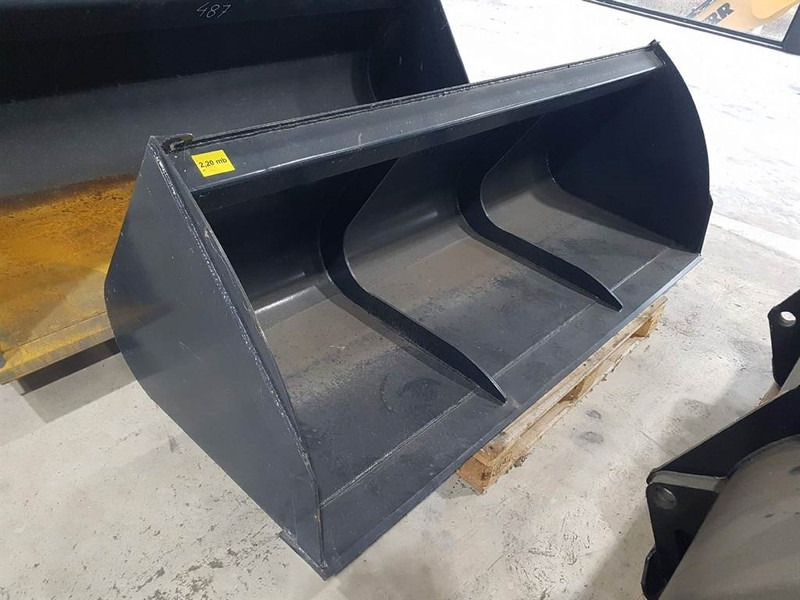 Dichte bak nieuw Euro - Bucket/Schaufel/Dichte bak - Κουβας: φωτογραφία 1 Dichte bak nieuw Euro - Bucket/Schaufel/Dichte bak - Κουβας: φωτογραφία 1