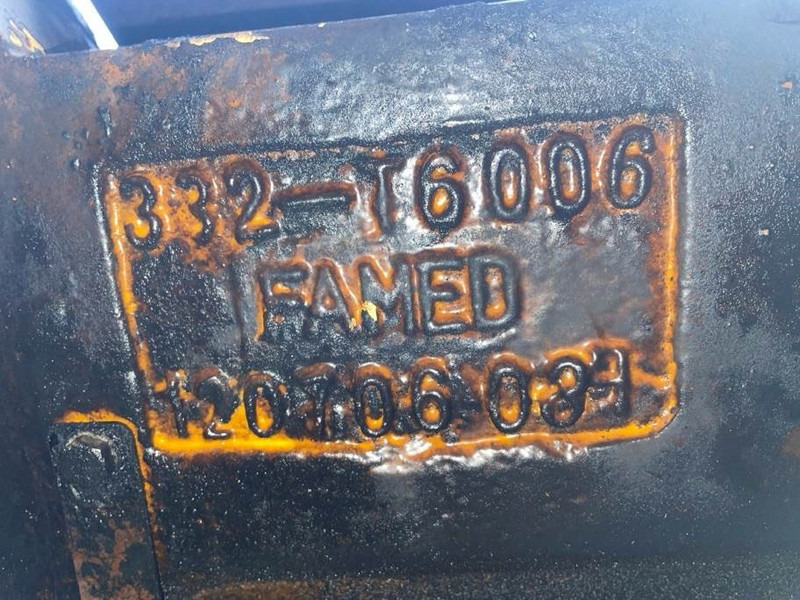 JCB TM220-332-T6006-Counterweight/Heckgewicht - Πλαίσιο/ Σασί για Κατασκευή μηχανήματα: φωτογραφία 5 JCB TM220-332-T6006-Counterweight/Heckgewicht - Πλαίσιο/ Σασί για Κατασκευή μηχανήματα: φωτογραφία 5