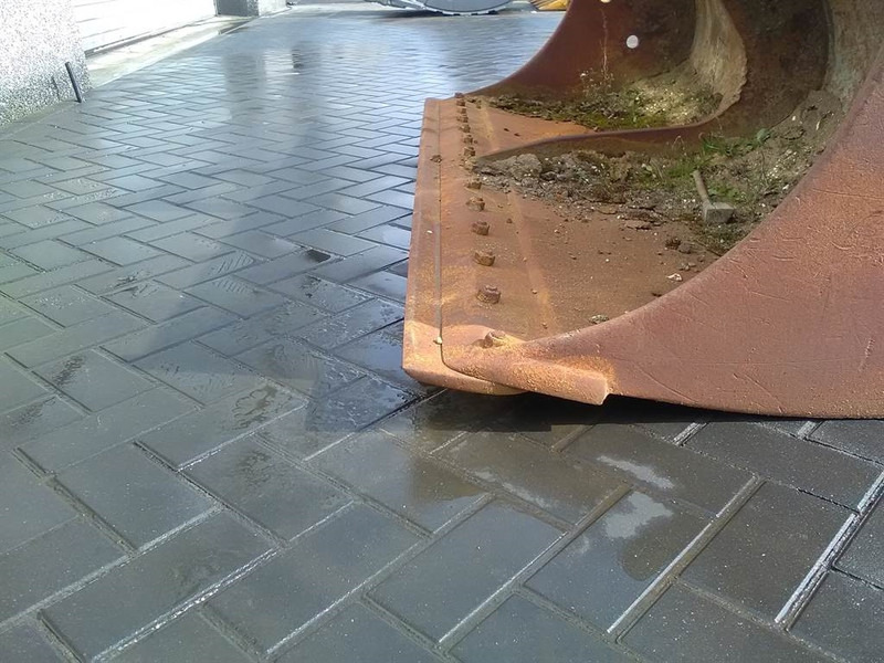 Liebherr 2,05 mtr - Bucket/Schaufel/Dichte bak - Κουβας: φωτογραφία 4 Liebherr 2,05 mtr - Bucket/Schaufel/Dichte bak - Κουβας: φωτογραφία 4