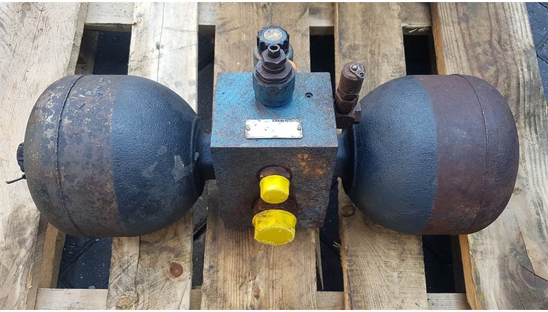 Liebherr L544 - 7623077 - Valve/Ventile/Ventiel - Υδραυλικό: φωτογραφία 1 Liebherr L544 - 7623077 - Valve/Ventile/Ventiel - Υδραυλικό: φωτογραφία 1