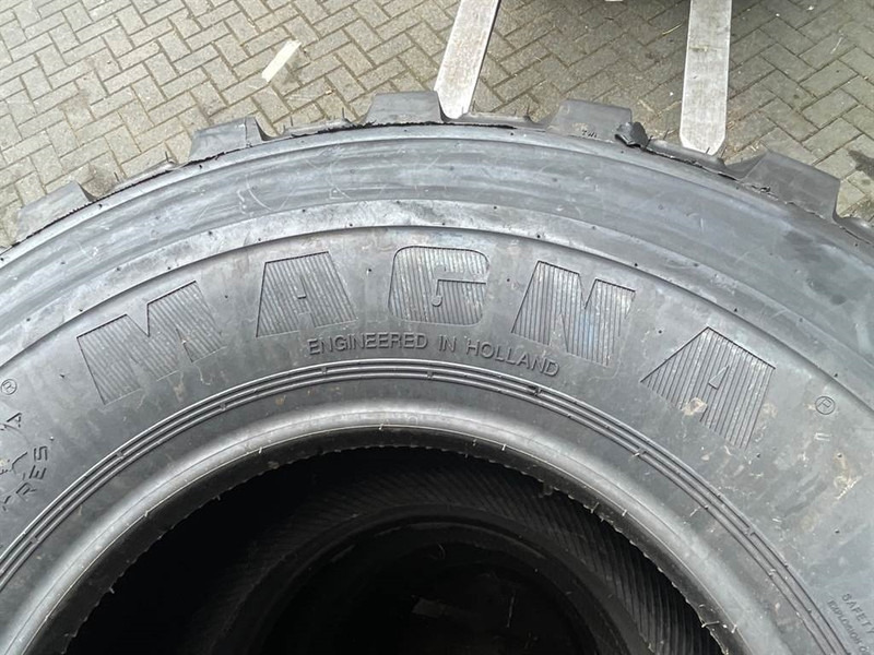 Magna 405/70R18-Tire/Reifen/Band - Ελαστικά και ζάντες για Κατασκευή μηχανήματα: φωτογραφία 5 Magna 405/70R18-Tire/Reifen/Band - Ελαστικά και ζάντες για Κατασκευή μηχανήματα: φωτογραφία 5