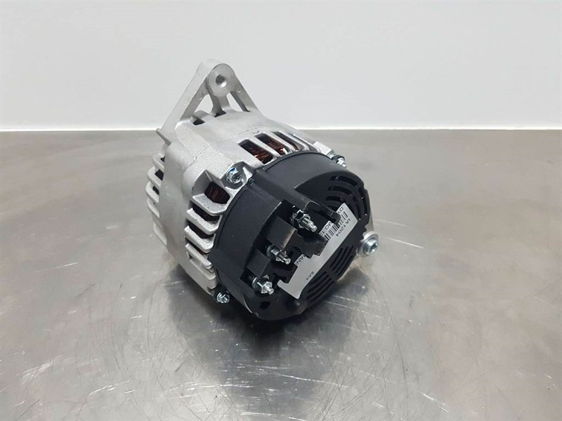Manitou 12V 80A - Alternator/Lichtmaschine/Dynamo - Κινητήρας για Κατασκευή μηχανήματα: φωτογραφία 4 Manitou 12V 80A - Alternator/Lichtmaschine/Dynamo - Κινητήρας για Κατασκευή μηχανήματα: φωτογραφία 4