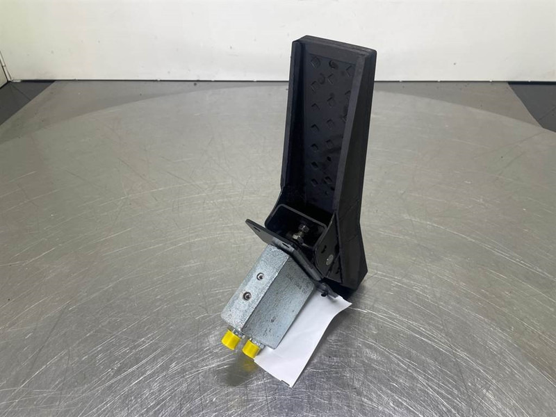 Mecalac 12MTX-5270642-Control pedal boom - Υδραυλικό για Κατασκευή μηχανήματα: φωτογραφία 5 Mecalac 12MTX-5270642-Control pedal boom - Υδραυλικό για Κατασκευή μηχανήματα: φωτογραφία 5