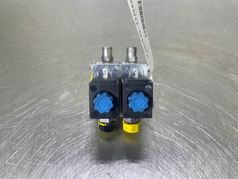 Mecalac 12MTX-6090481-Walvoil 5KT7200301-2/2 Valve - Υδραυλικό για Κατασκευή μηχανήματα: φωτογραφία 3 Mecalac 12MTX-6090481-Walvoil 5KT7200301-2/2 Valve - Υδραυλικό για Κατασκευή μηχανήματα: φωτογραφία 3