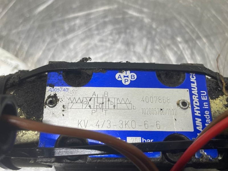 New Holland KV-4/3-3KO-6-6 - Υδραυλικό για Κατασκευή μηχανήματα: φωτογραφία 5 New Holland KV-4/3-3KO-6-6 - Υδραυλικό για Κατασκευή μηχανήματα: φωτογραφία 5