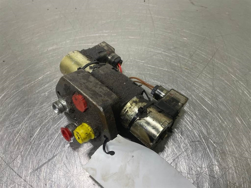 New Holland KV-4/3-3KO-6-6 - Υδραυλικό για Κατασκευή μηχανήματα: φωτογραφία 3 New Holland KV-4/3-3KO-6-6 - Υδραυλικό για Κατασκευή μηχανήματα: φωτογραφία 3