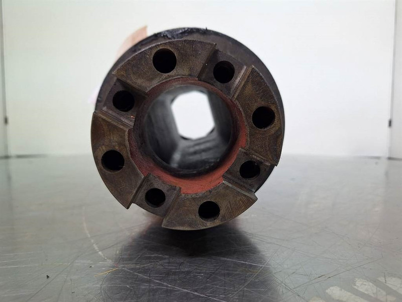 O & K L6-4711346 -Axle housing/Achskörper/Astrechter - Αξονας και ανταλλακτικά για Κατασκευή μηχανήματα: φωτογραφία 3 O & K L6-4711346 -Axle housing/Achskörper/Astrechter - Αξονας και ανταλλακτικά για Κατασκευή μηχανήματα: φωτογραφία 3