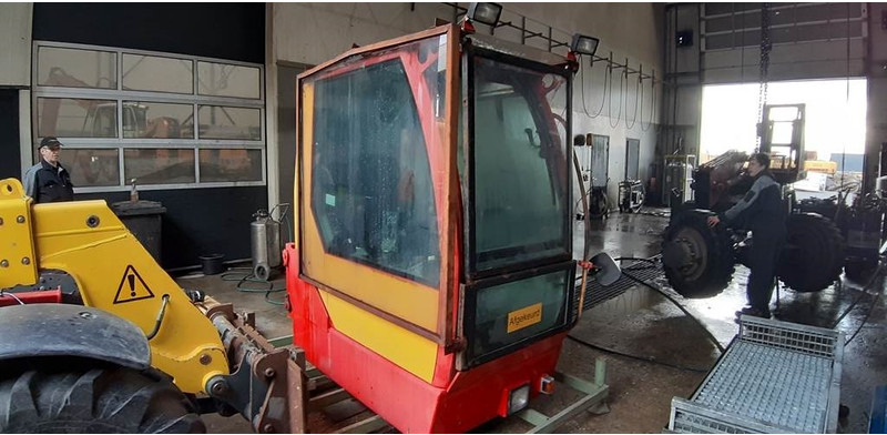 O & K MH 6.5 - Cabin/Kabine/Cabine - Καμπίνα και εσωτερικό για Κατασκευή μηχανήματα: φωτογραφία 3 O & K MH 6.5 - Cabin/Kabine/Cabine - Καμπίνα και εσωτερικό για Κατασκευή μηχανήματα: φωτογραφία 3