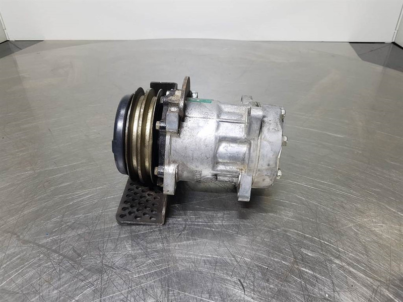 SANDEN SD7H15-6035-Compressor/Kompressor/Aircopomp - Κομπρεσέρ A/C για Κατασκευή μηχανήματα: φωτογραφία 2 SANDEN SD7H15-6035-Compressor/Kompressor/Aircopomp - Κομπρεσέρ A/C για Κατασκευή μηχανήματα: φωτογραφία 2