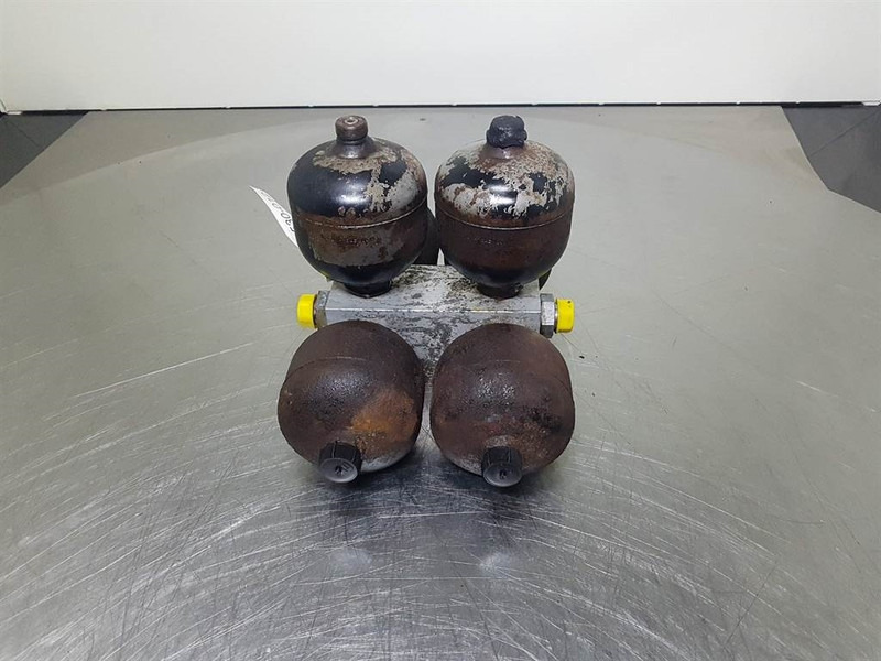 Terex TL210-Hydac SBO250-0,75E1/112U-Accumulator - Υδραυλικό για Κατασκευή μηχανήματα: φωτογραφία 2 Terex TL210-Hydac SBO250-0,75E1/112U-Accumulator - Υδραυλικό για Κατασκευή μηχανήματα: φωτογραφία 2