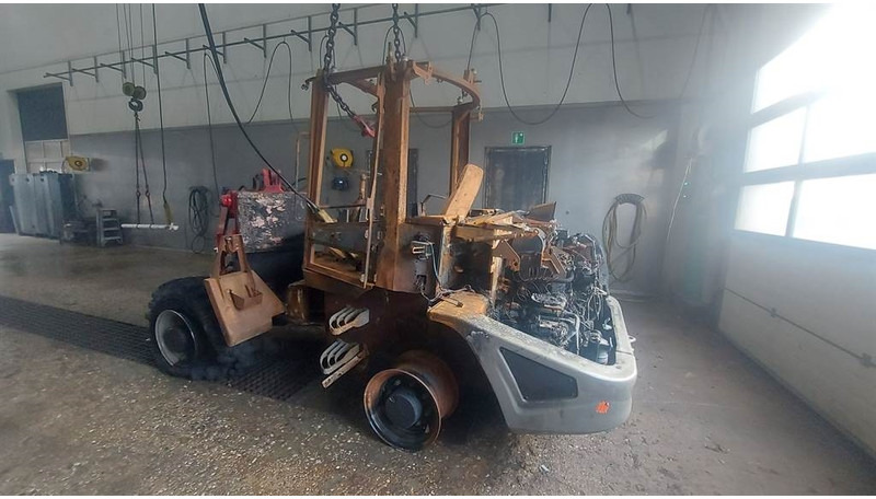 Yanmar V70 Speeder - (For parts) - Ελαστιχοφόρος φορτωτής: φωτογραφία 4 Yanmar V70 Speeder - (For parts) - Ελαστιχοφόρος φορτωτής: φωτογραφία 4