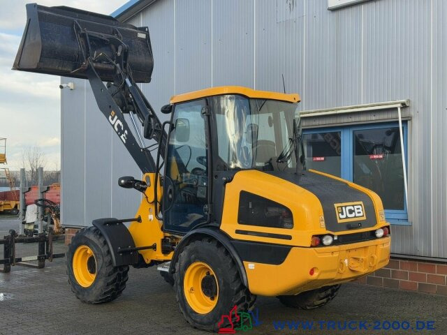 Leasing JCB 407 T4 4x4 Radlader Schutzkabine Schaufel +Gabel JCB 407 T4 4x4 Radlader Schutzkabine Schaufel +Gabel: φωτογραφία 6