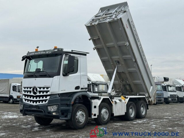 Mercedes-Benz Arocs 3248 8x4/4 Moser 3 Seiten Kipper Retarder - Φορτηγό ανατρεπόμενο: φωτογραφία 2 Mercedes-Benz Arocs 3248 8x4/4 Moser 3 Seiten Kipper Retarder - Φορτηγό ανατρεπόμενο: φωτογραφία 2
