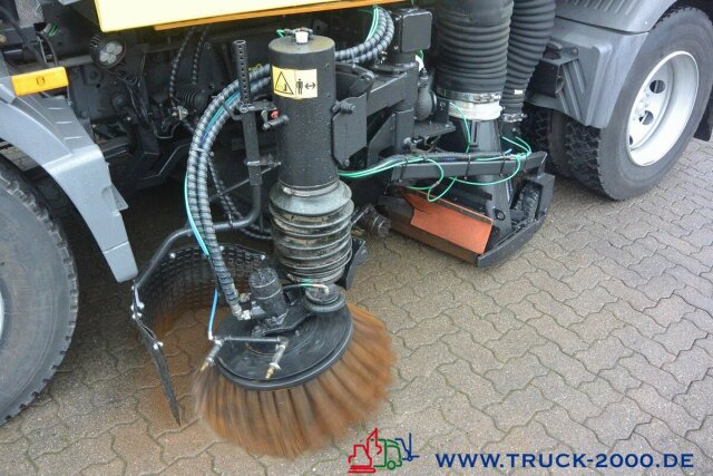 Mercedes-Benz Atego 1524 Faun Viajet 6 RL Besen rechts + links - Σάρωθρο δρόμων: φωτογραφία 2 Mercedes-Benz Atego 1524 Faun Viajet 6 RL Besen rechts + links - Σάρωθρο δρόμων: φωτογραφία 2