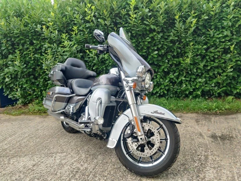 Harley-Davidson Electra Glide Ultra Limited 103" - Μοτοσικλέτα: φωτογραφία 1 Harley-Davidson Electra Glide Ultra Limited 103" - Μοτοσικλέτα: φωτογραφία 1
