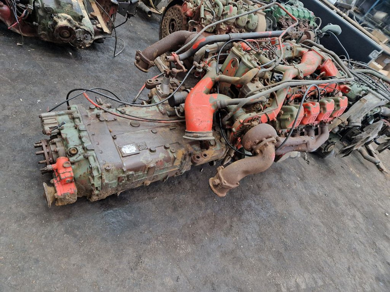 Mercedes-Benz OM442LA - Κινητήρας: φωτογραφία 3 Mercedes-Benz OM442LA - Κινητήρας: φωτογραφία 3