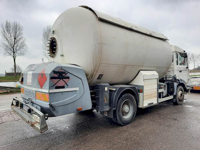 Renault MIDLINER M210 GAS / LPG - Φορτηγό βυτιοφόρο: φωτογραφία 3 Renault MIDLINER M210 GAS / LPG - Φορτηγό βυτιοφόρο: φωτογραφία 3