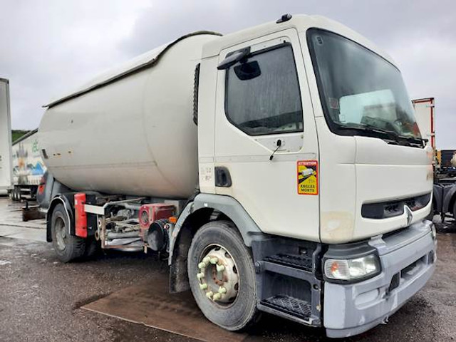 Renault PREMIUM 210 GAS/LPG - Φορτηγό βυτιοφόρο: φωτογραφία 2 Renault PREMIUM 210 GAS/LPG - Φορτηγό βυτιοφόρο: φωτογραφία 2