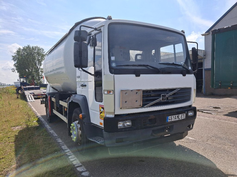 Volvo FL 250 GAS / LPG - Φορτηγό βυτιοφόρο: φωτογραφία 2 Volvo FL 250 GAS / LPG - Φορτηγό βυτιοφόρο: φωτογραφία 2