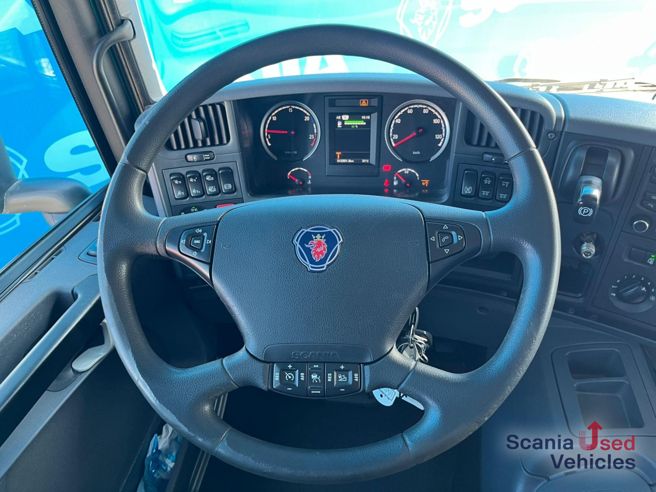 SCANIA P 320 DB6x2*4MNB RETARDER FULL AIR 8T TAIL LIFT 2T - Φορτηγό κόφα: φωτογραφία 5 SCANIA P 320 DB6x2*4MNB RETARDER FULL AIR 8T TAIL LIFT 2T - Φορτηγό κόφα: φωτογραφία 5