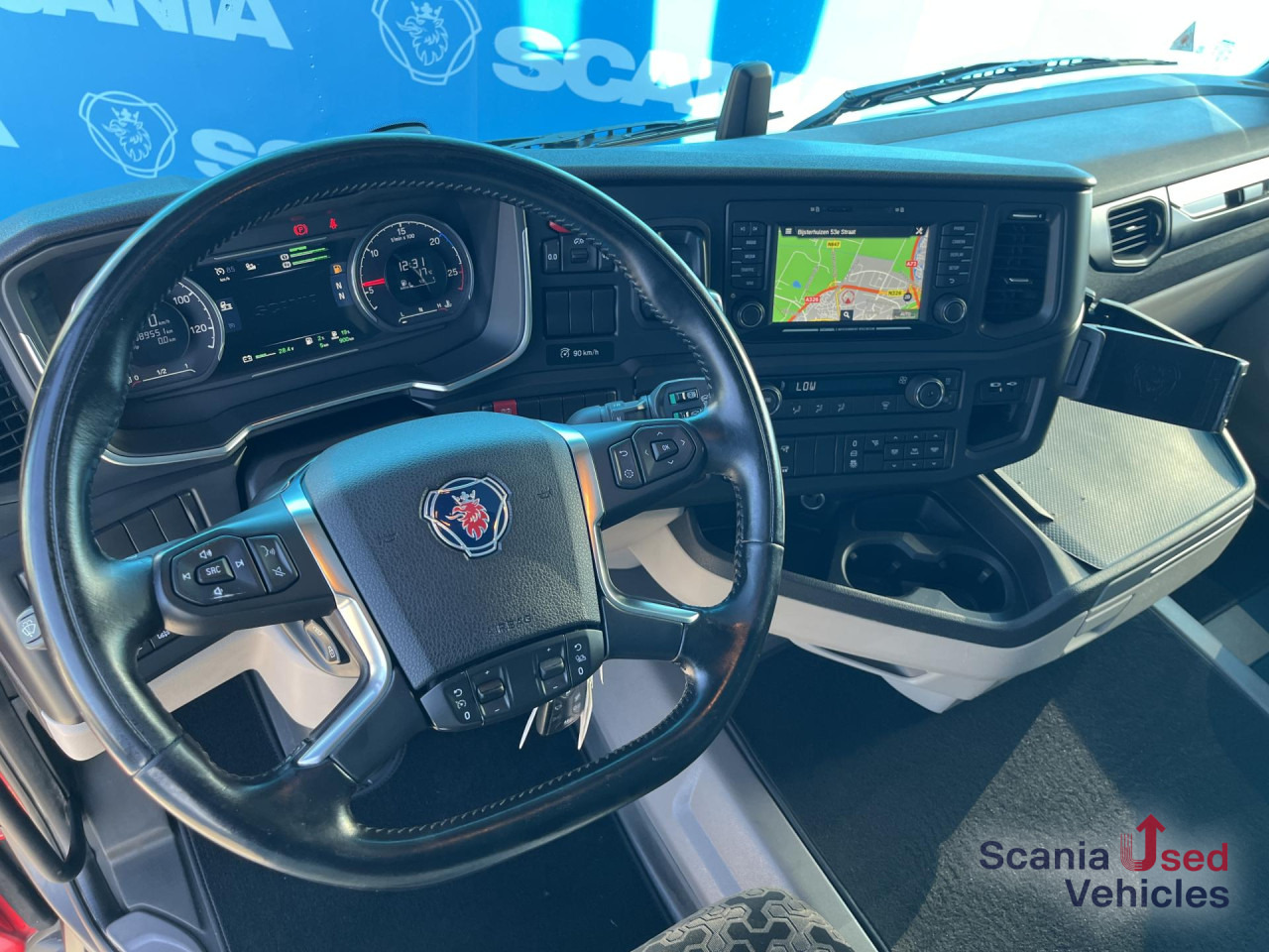 SCANIA R 410 A4x2NA RETARDER LED NAVI - Τράκτορας: φωτογραφία 4 SCANIA R 410 A4x2NA RETARDER LED NAVI - Τράκτορας: φωτογραφία 4