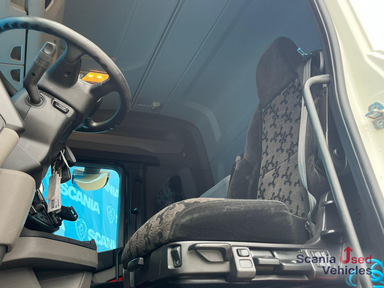 SCANIA R 410 B6x2*4NB LNG RETARDER FRIGO CHEREAU 765x250x - Φορτηγό ψυγείο: φωτογραφία 3 SCANIA R 410 B6x2*4NB LNG RETARDER FRIGO CHEREAU 765x250x - Φορτηγό ψυγείο: φωτογραφία 3