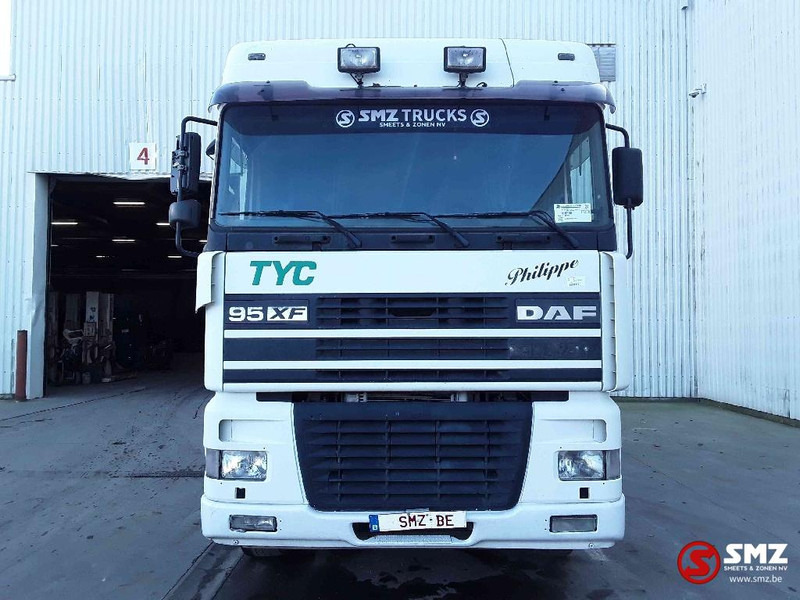 DAF XF 430 Spacecab Euro 2 - Τράκτορας: φωτογραφία 2 DAF XF 430 Spacecab Euro 2 - Τράκτορας: φωτογραφία 2