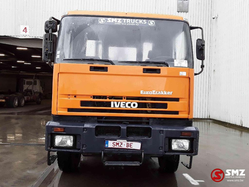 Iveco Trakker 260 E 34 6x4 francais - Φορτηγό μεταφοράς εμπορευματοκιβωτίων/ Κινητό αμάξωμα: φωτογραφία 2 Iveco Trakker 260 E 34 6x4 francais - Φορτηγό μεταφοράς εμπορευματοκιβωτίων/ Κινητό αμάξωμα: φωτογραφία 2