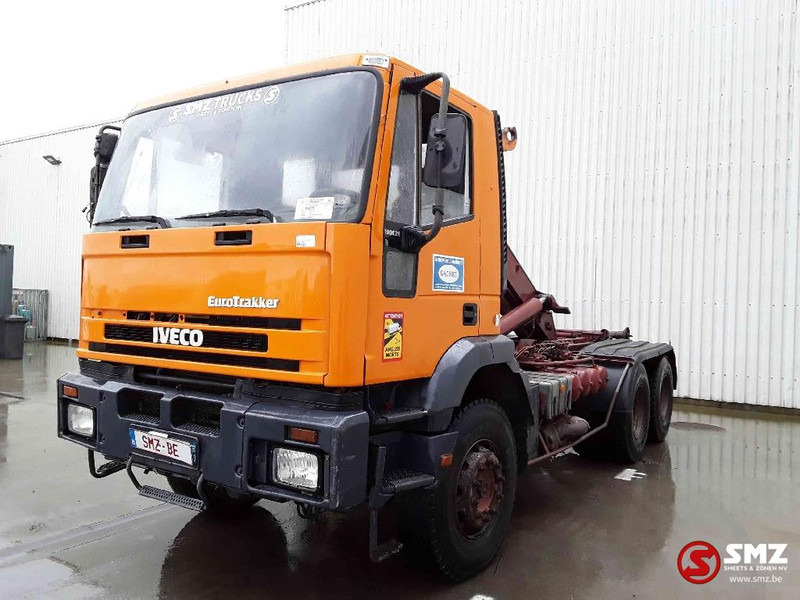 Iveco Trakker 260 E 34 6x4 francais - Φορτηγό μεταφοράς εμπορευματοκιβωτίων/ Κινητό αμάξωμα: φωτογραφία 3 Iveco Trakker 260 E 34 6x4 francais - Φορτηγό μεταφοράς εμπορευματοκιβωτίων/ Κινητό αμάξωμα: φωτογραφία 3