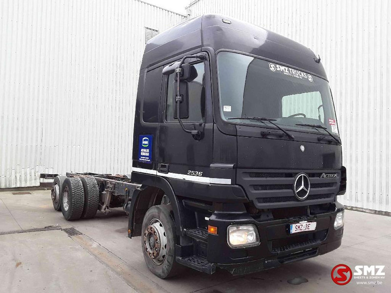 Mercedes-Benz Actros 2536 - Φορτηγό σασί: φωτογραφία 1 Mercedes-Benz Actros 2536 - Φορτηγό σασί: φωτογραφία 1