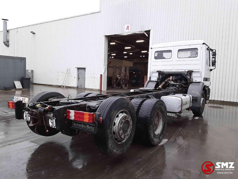 Φορτηγό σασί Mercedes-Benz Actros 2540 6x2 francais: φωτογραφία 11 Φορτηγό σασί Mercedes-Benz Actros 2540 6x2 francais: φωτογραφία 11