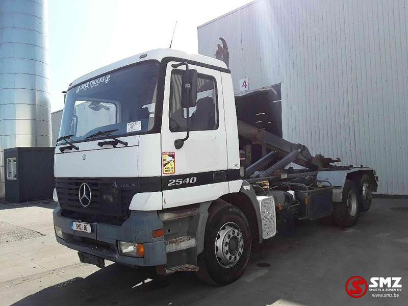 Mercedes-Benz Actros 2540 6x2 francais - Φορτηγό μεταφοράς εμπορευματοκιβωτίων/ Κινητό αμάξωμα: φωτογραφία 3 Mercedes-Benz Actros 2540 6x2 francais - Φορτηγό μεταφοράς εμπορευματοκιβωτίων/ Κινητό αμάξωμα: φωτογραφία 3