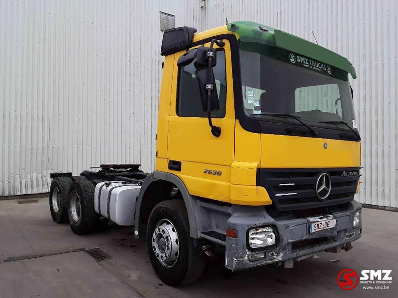 Mercedes-Benz Actros 2636 6x4 steel lames EPS - Τράκτορας: φωτογραφία 1 Mercedes-Benz Actros 2636 6x4 steel lames EPS - Τράκτορας: φωτογραφία 1