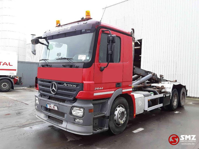 Mercedes-Benz Actros 2644 6x4 lames zps - Φορτηγό μεταφοράς εμπορευματοκιβωτίων/ Κινητό αμάξωμα: φωτογραφία 3 Mercedes-Benz Actros 2644 6x4 lames zps - Φορτηγό μεταφοράς εμπορευματοκιβωτίων/ Κινητό αμάξωμα: φωτογραφία 3