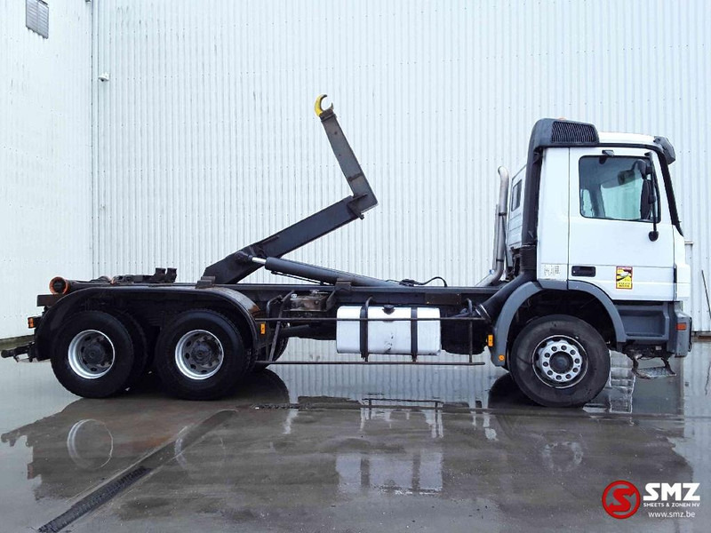 Mercedes-Benz Actros 3341 manual lames - Φορτηγό μεταφοράς εμπορευματοκιβωτίων/ Κινητό αμάξωμα: φωτογραφία 4 Mercedes-Benz Actros 3341 manual lames - Φορτηγό μεταφοράς εμπορευματοκιβωτίων/ Κινητό αμάξωμα: φωτογραφία 4