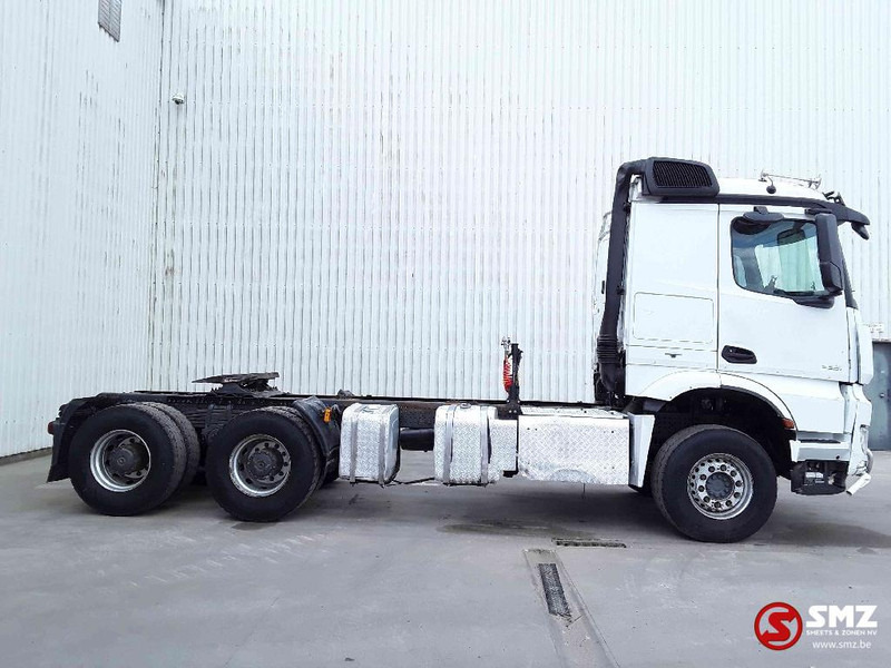 Mercedes-Benz Arocs 3351 lames steel - Τράκτορας: φωτογραφία 4 Mercedes-Benz Arocs 3351 lames steel - Τράκτορας: φωτογραφία 4