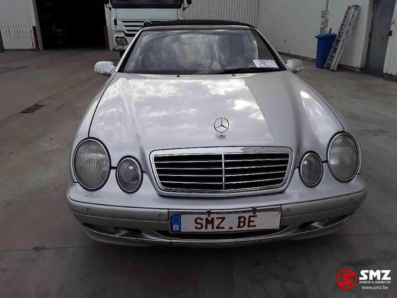 Mercedes-Benz CLK-Klasse 200 - Κάμπριο: φωτογραφία 2 Mercedes-Benz CLK-Klasse 200 - Κάμπριο: φωτογραφία 2