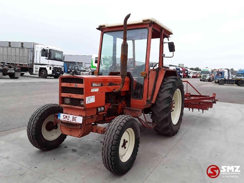 Renault Machine - Τρακτέρ: φωτογραφία 1 Renault Machine - Τρακτέρ: φωτογραφία 1