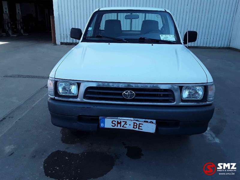 Toyota Hilux - Αυτοκίνητο: φωτογραφία 2 Toyota Hilux - Αυτοκίνητο: φωτογραφία 2