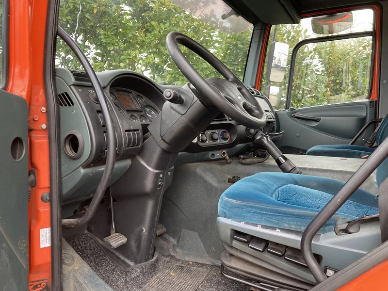 DAF CF65.180 Euro3 Manual / Laadklep - Φορτηγό σασί: φωτογραφία 5 DAF CF65.180 Euro3 Manual / Laadklep - Φορτηγό σασί: φωτογραφία 5