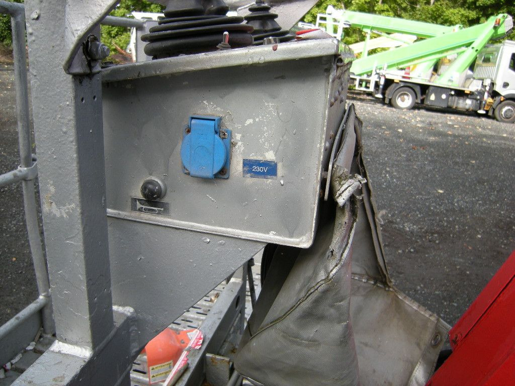 Φορτηγό με εναέρια πλατφόρμα Arbeitsbühne Snorkelift SB-47JRT, AH 16m: φωτογραφία 27 Φορτηγό με εναέρια πλατφόρμα Arbeitsbühne Snorkelift SB-47JRT, AH 16m: φωτογραφία 27