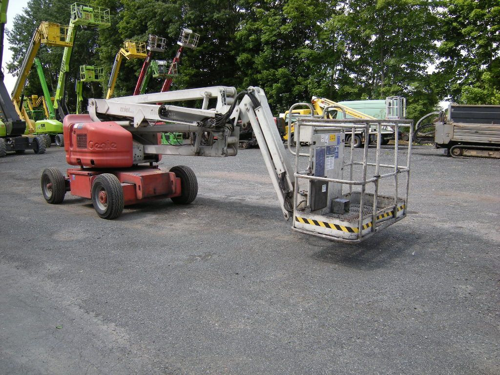 Φορτηγό με εναέρια πλατφόρμα Genie Arbeitsbühne Genie Z 45/25 BI Energie, 15,8 m: φωτογραφία 19
