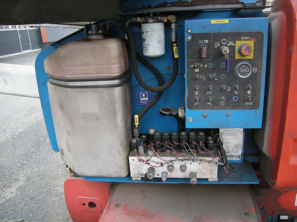 Φορτηγό με εναέρια πλατφόρμα Genie Arbeitsbühne Genie Z 45/25 BI Energie, 15,8 m: φωτογραφία 13