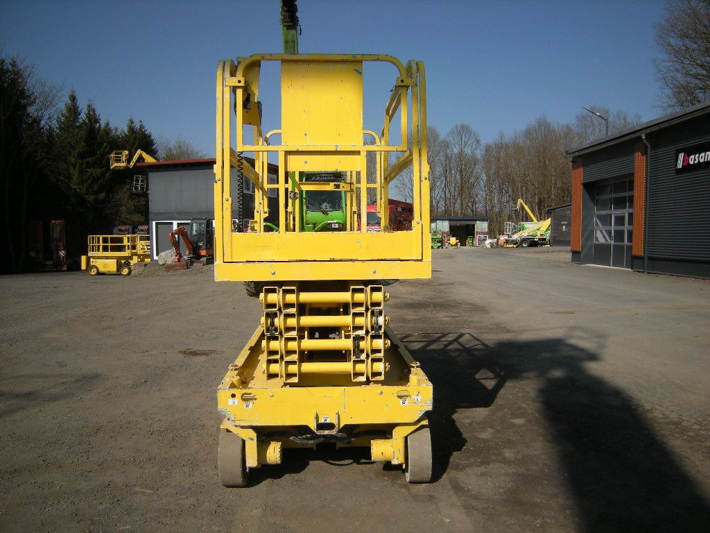 Φορτηγό με εναέρια πλατφόρμα Genie GS 3246, Scherenarbeitsbühne Genie 11,9 m: φωτογραφία 24